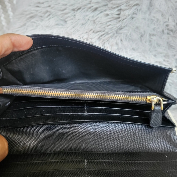 Prada Black/White Perforated Saffiano Leather Flap Continental Wallet - Picture 9 of 12